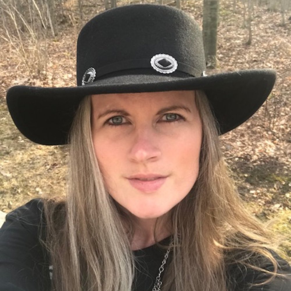 Meet your Posher, Haley